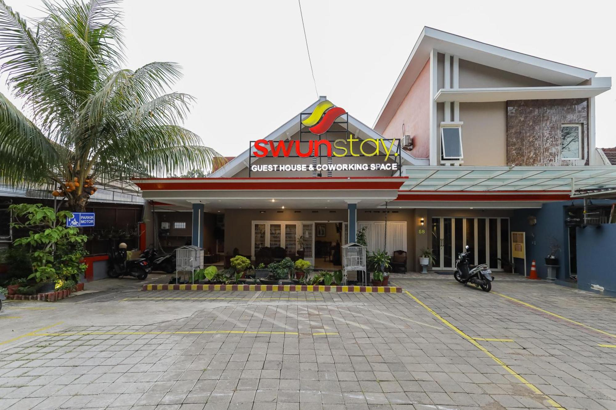 Reddoorz Plus At Swun Stay Raya Langsep Malang Zewnętrze zdjęcie