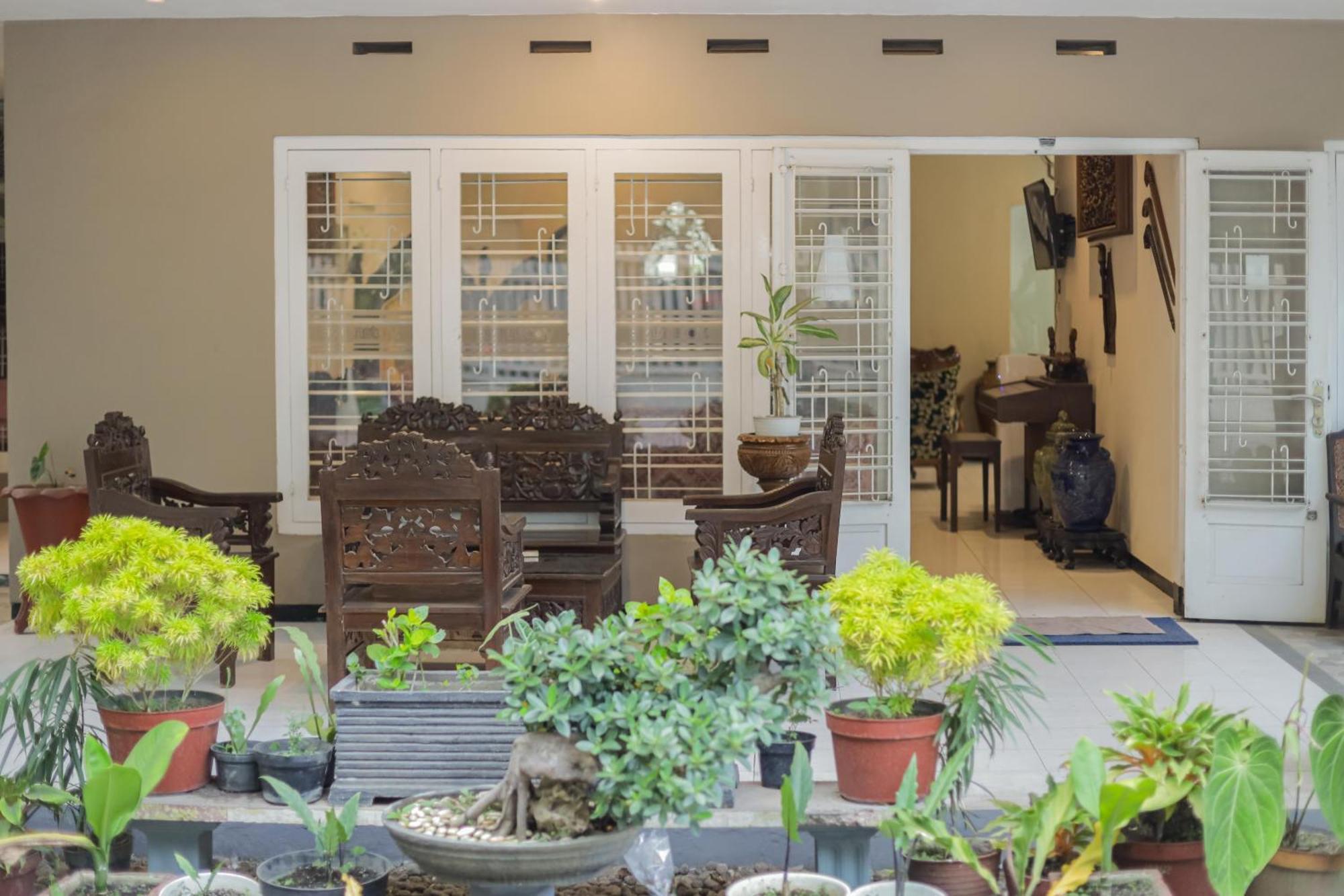 Reddoorz Plus At Swun Stay Raya Langsep Malang Zewnętrze zdjęcie