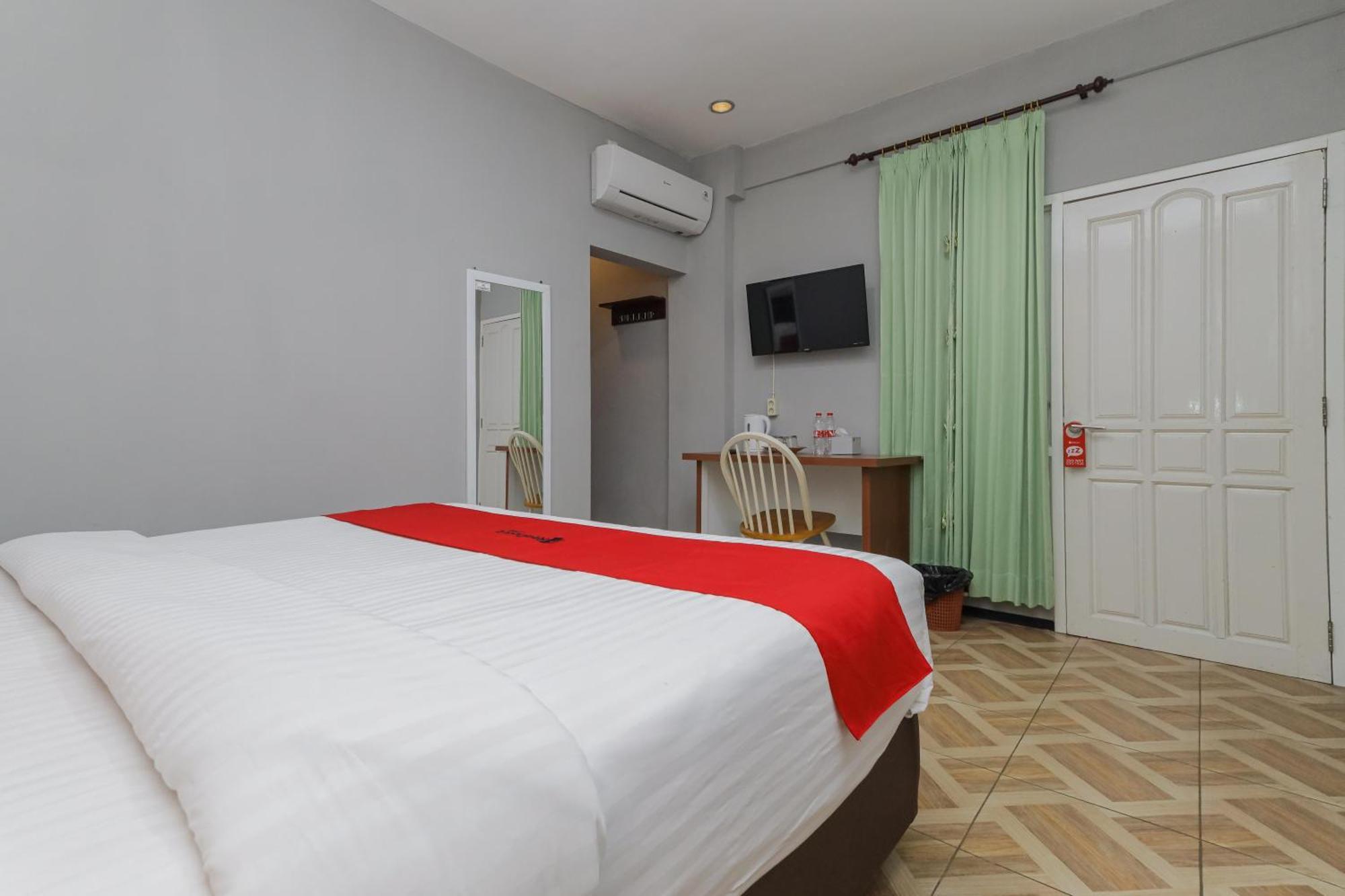 Reddoorz Plus At Swun Stay Raya Langsep Malang Zewnętrze zdjęcie