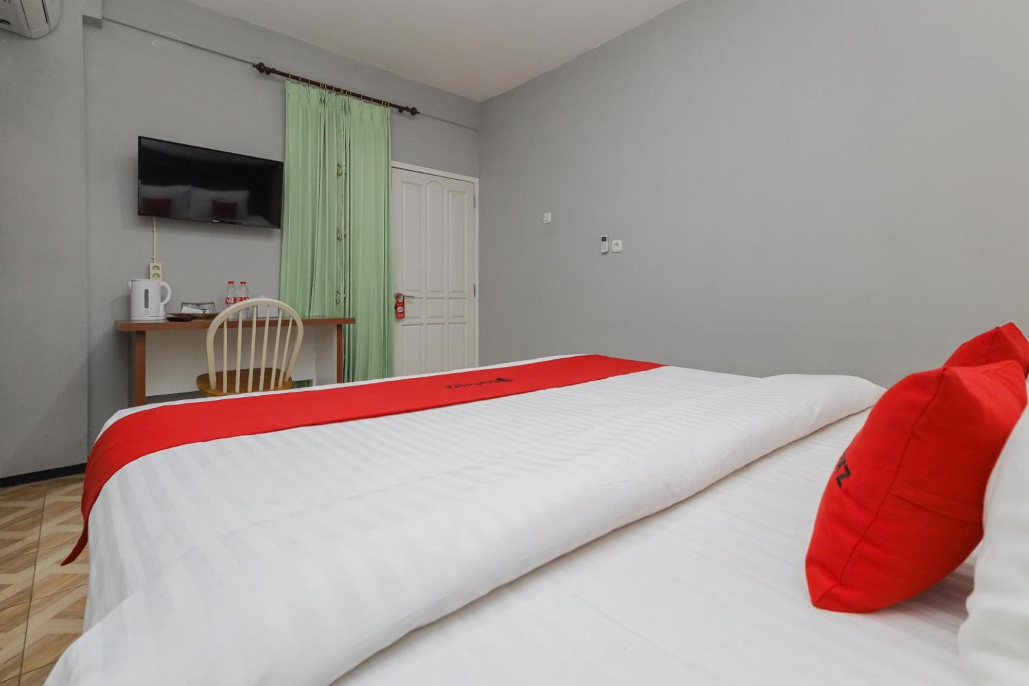 Reddoorz Plus At Swun Stay Raya Langsep Malang Zewnętrze zdjęcie
