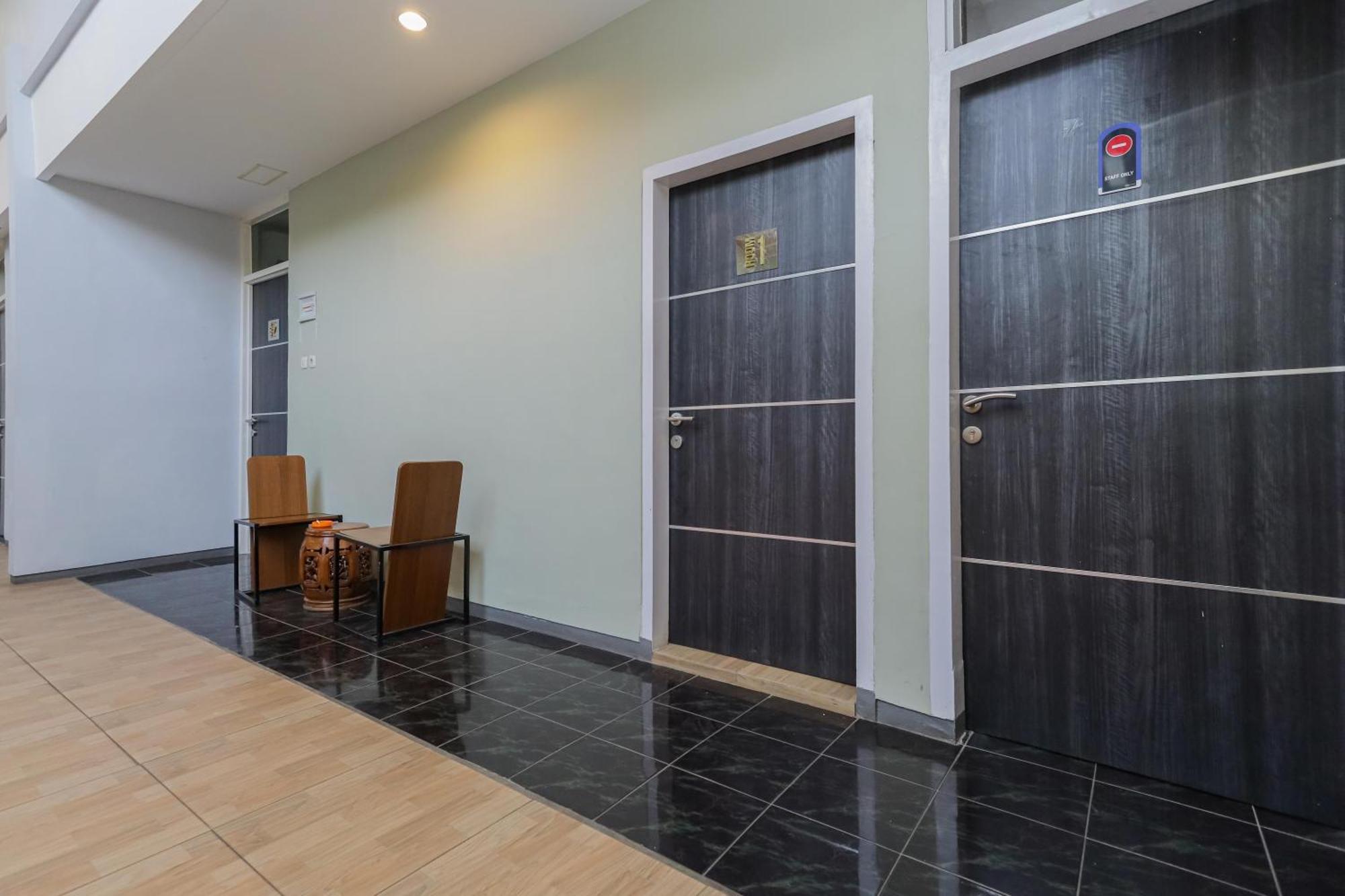 Reddoorz Plus At Swun Stay Raya Langsep Malang Zewnętrze zdjęcie