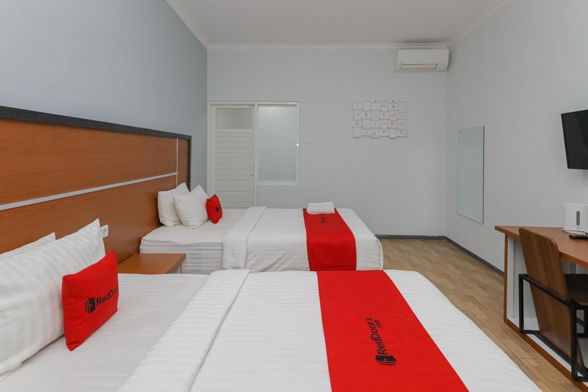 Reddoorz Plus At Swun Stay Raya Langsep Malang Zewnętrze zdjęcie